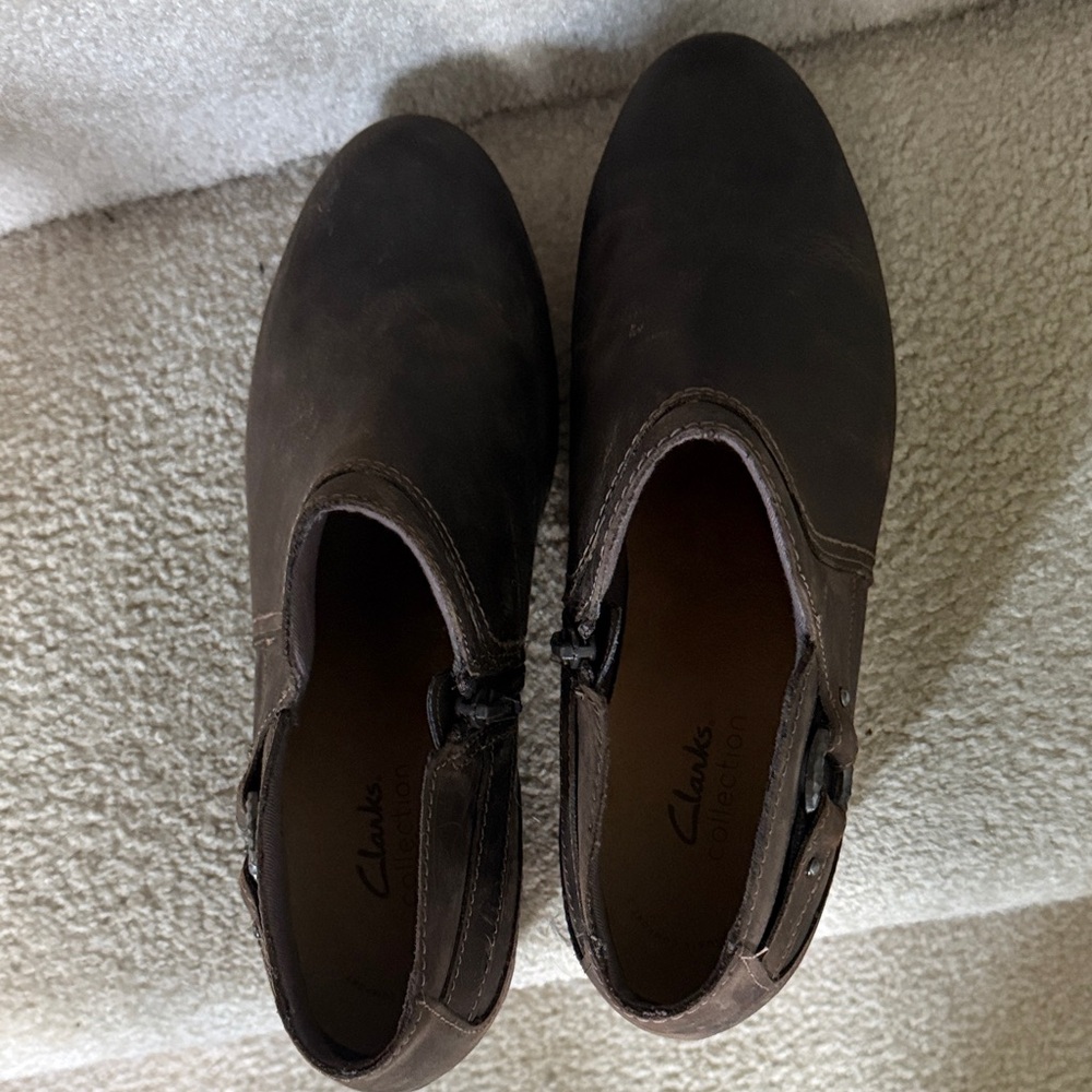 Clarks Women Dark Brown Slip-On Loafers